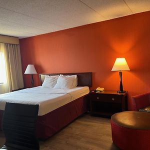 Clarion Hotel